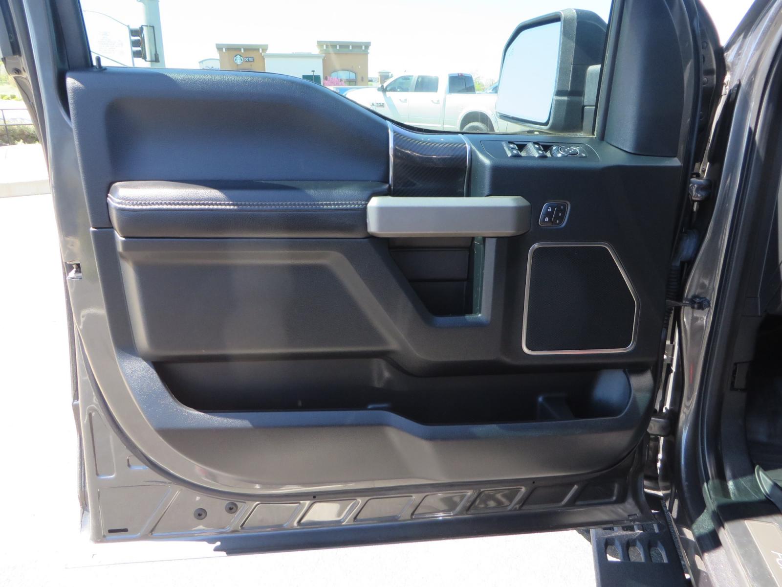 2019 CHARCOAL /BLACK Ford F-150 F-150 Raptor (1FTFW1RG6KF) with an 3.5L V6 ECOBOOST engine, automatic transmission, located at 2630 Grass Valley Highway, Auburn, CA, 95603, (530) 508-5100, 38.937893, -121.095482 - Photo #15